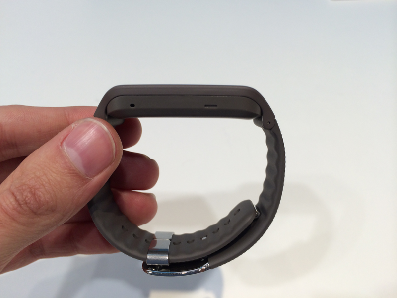 Illustration for article titled Samsung Gear 2, primeras impresiones: un reloj que sí querrás llevar